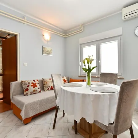 Fuer 3 Personen Ca 40 Qm In Pula, Istrien Istrische Riviera Apartment