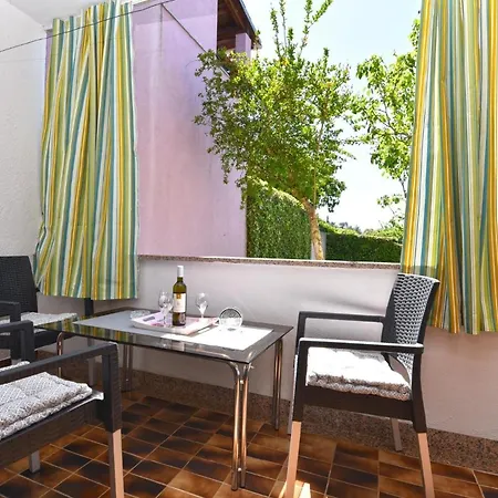 Fuer 3 Personen Ca 40 Qm In Pula, Istrien Istrische Riviera *