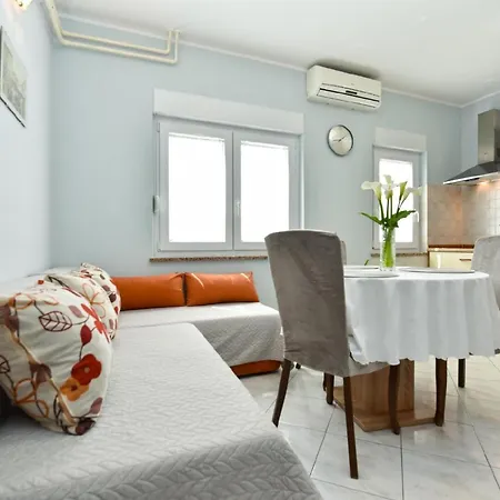 Apartment Fuer 3 Personen Ca 40 Qm In Pula, Istrien Istrische Riviera Pula